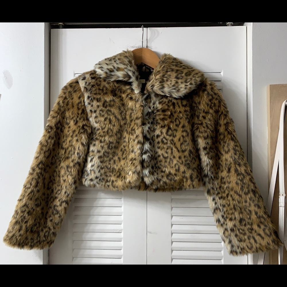 Fluffy coat for children 🧸